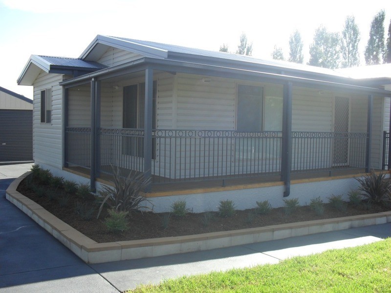 25 Carrington Street, Crookwell NSW 2583