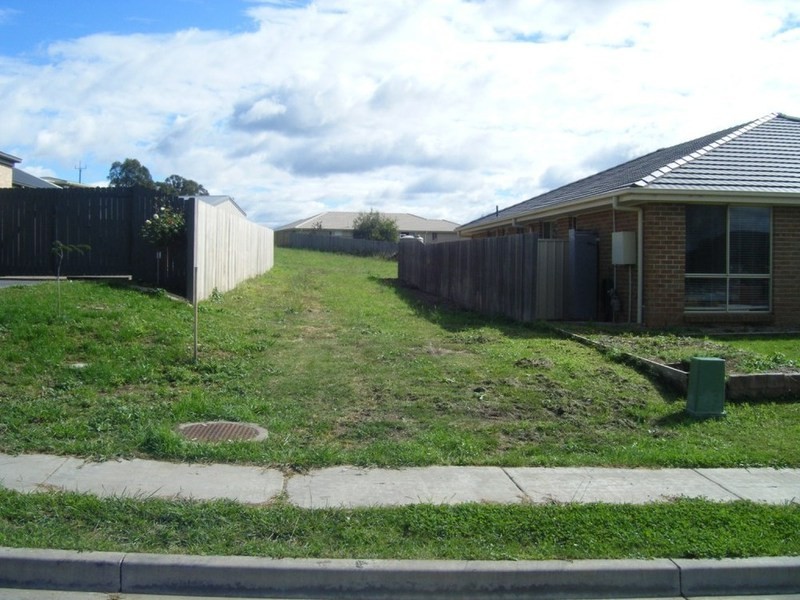 35 Dalley Street, Goulburn NSW 2580