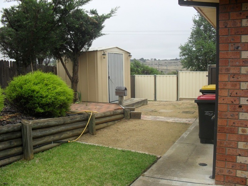 21 Amaroo Place, Goulburn NSW 2580