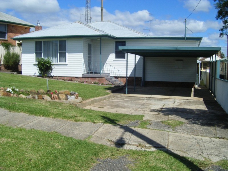 16 Combermere Street, Goulburn NSW 2580