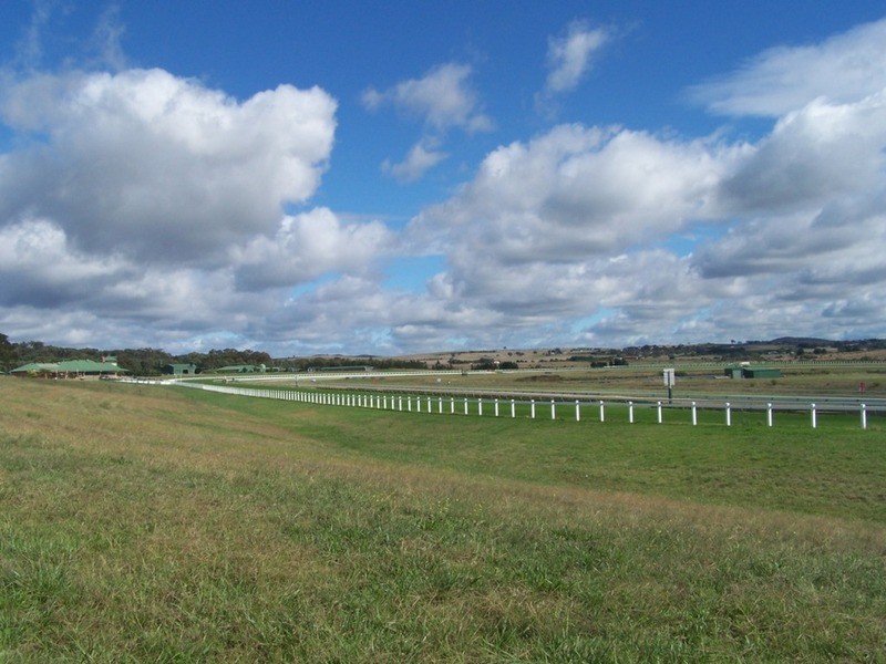 . Racecourse Drive, Goulburn NSW 2580