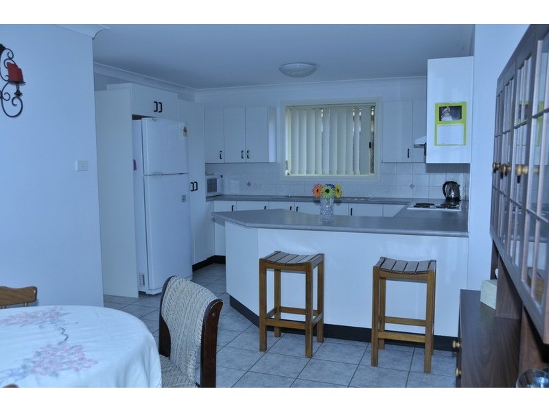 12 Samuel Place, Goulburn NSW 2580
