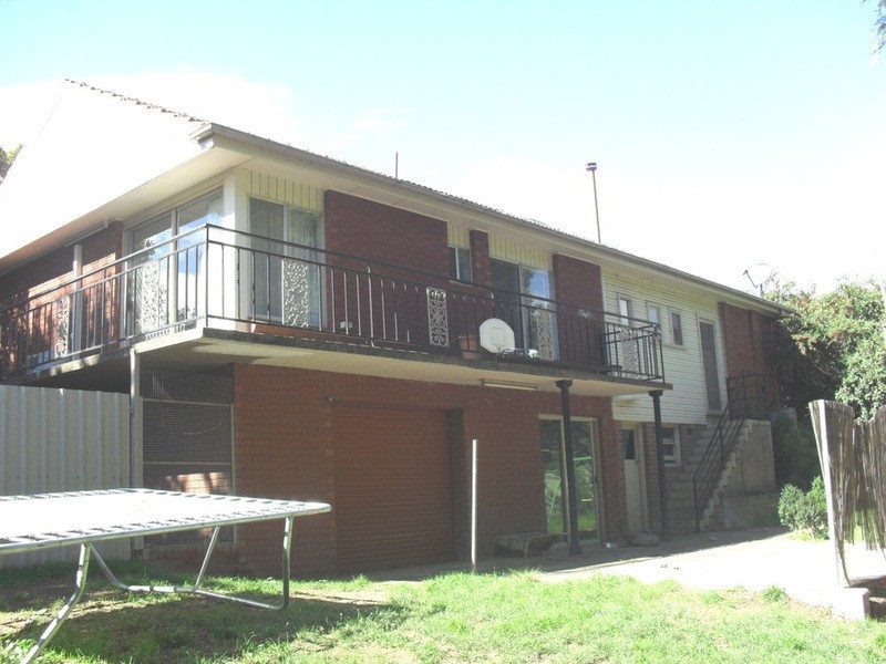 4 Barber Street, Goulburn NSW 2580