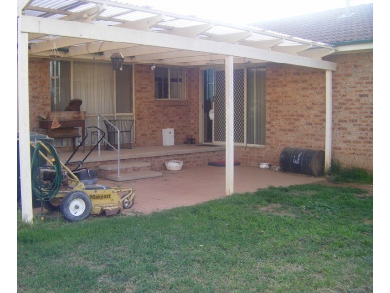 9 Kerr Place, Goulburn NSW 2580