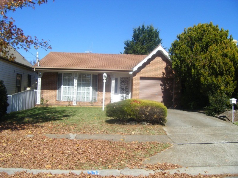 22 Lorne Street, Goulburn NSW 2580