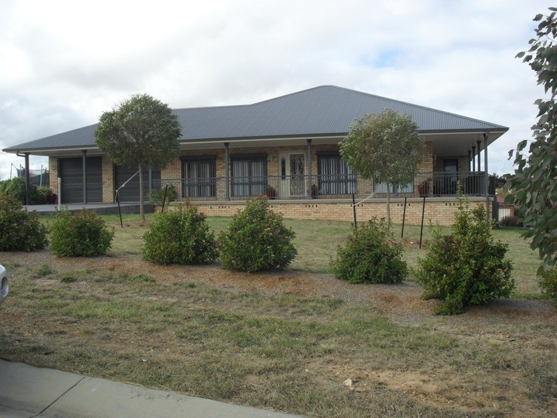 9 Mitchell Street, Goulburn NSW 2580