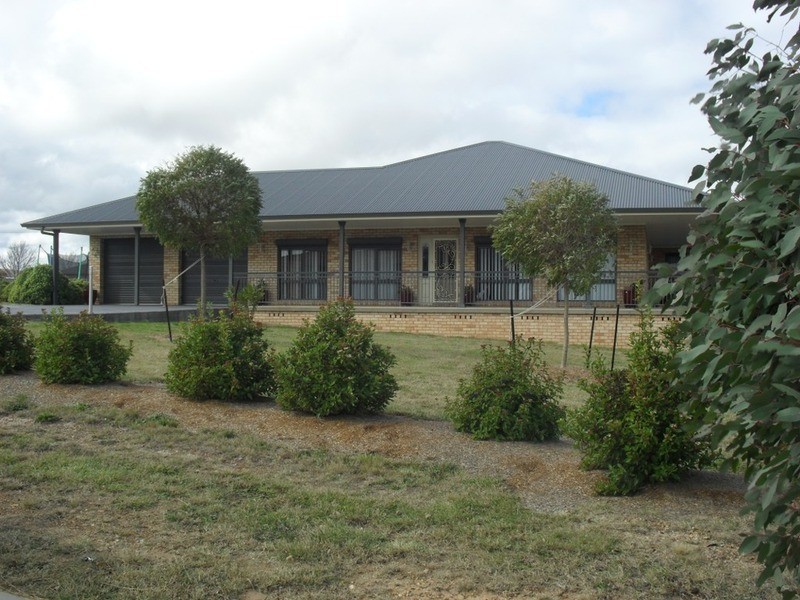 9 Mitchell Street, Goulburn NSW 2580