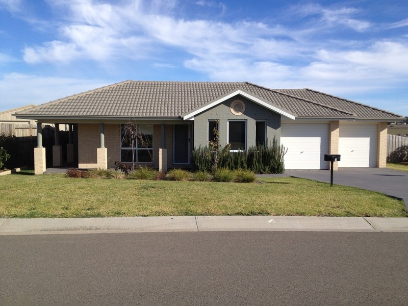 7 Clure Place, Goulburn NSW 2580