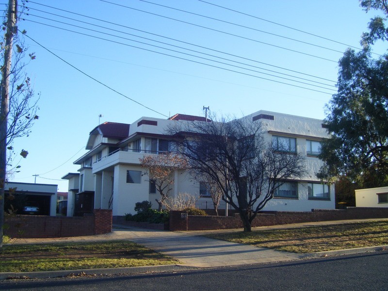 64 Addison Street, Goulburn NSW 2580