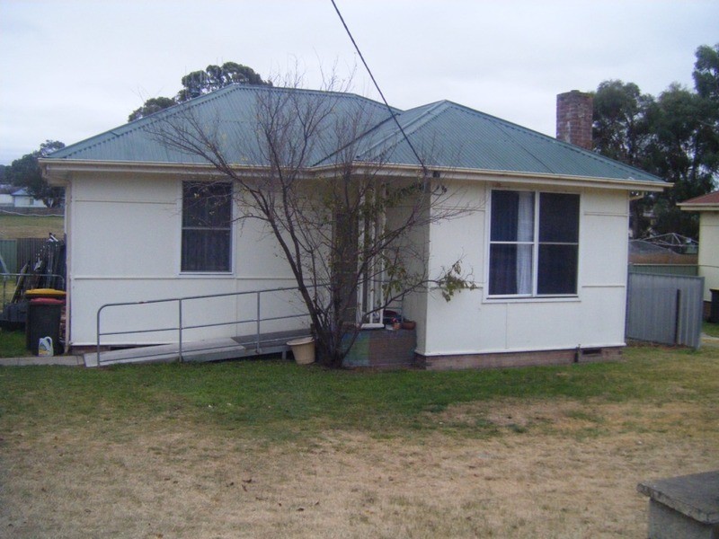 33 Churchill Street, Goulburn NSW 2580