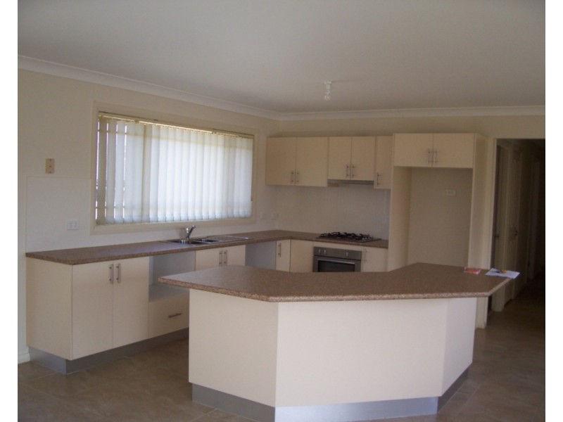 35 Monastery Drive, Goulburn NSW 2580