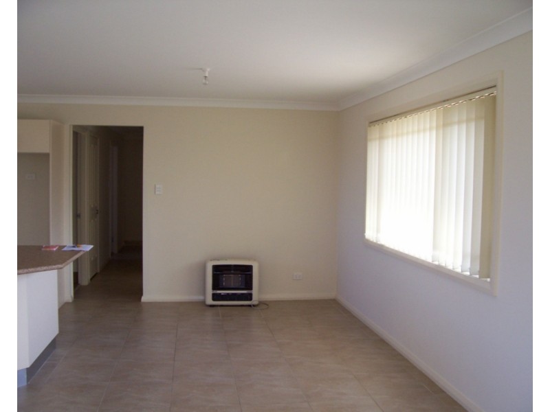 35 Monastery Drive, Goulburn NSW 2580