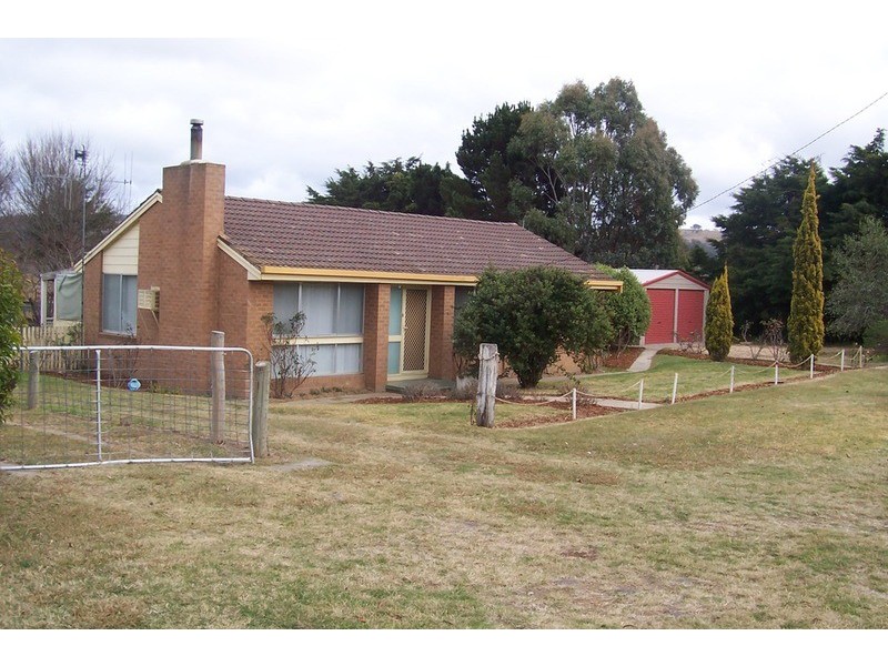 14 Bourke Street, Collector NSW 2581