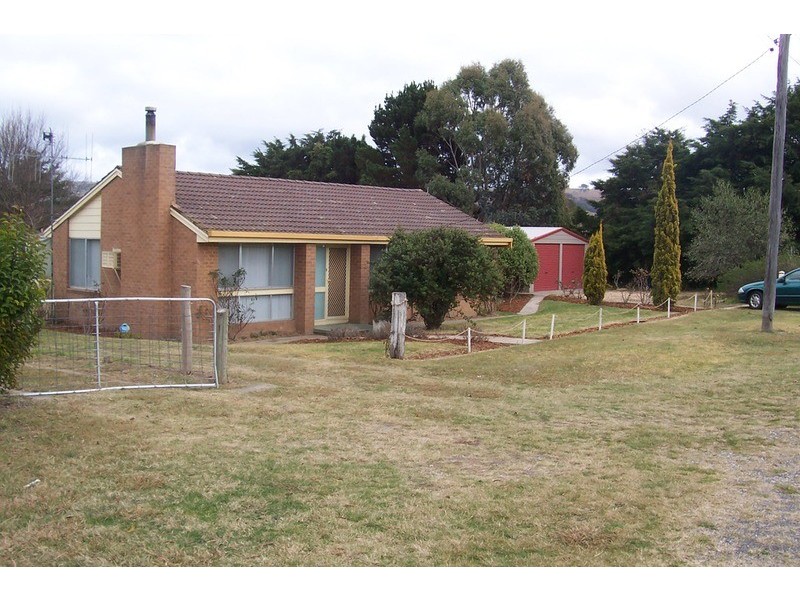 14 Bourke Street, Collector NSW 2581