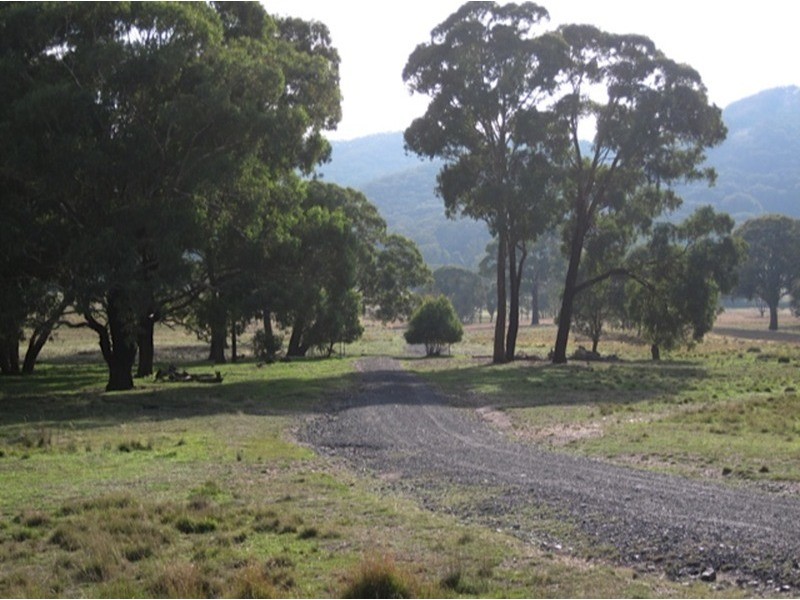 615 Bridge Creek Road, Binda NSW 2583