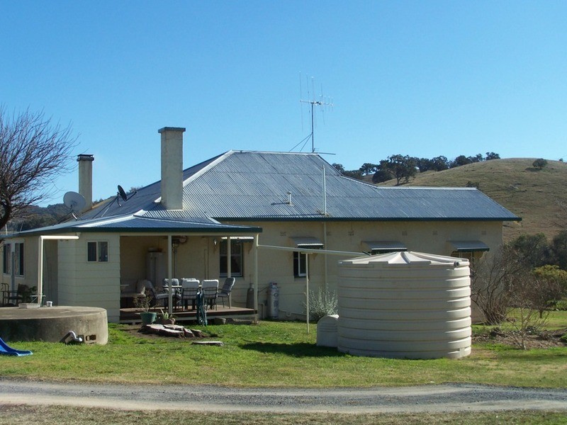 2076 Taylors Flat Road, Boorowa NSW 2586