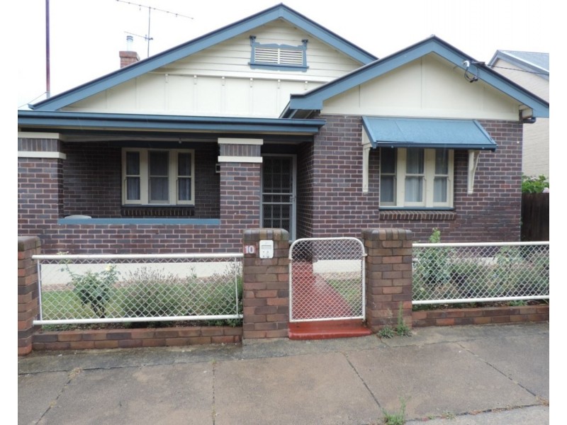 10 Arnheim Street, Goulburn NSW 2580