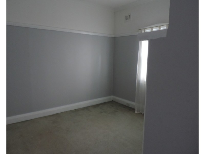 10 Arnheim Street, Goulburn NSW 2580