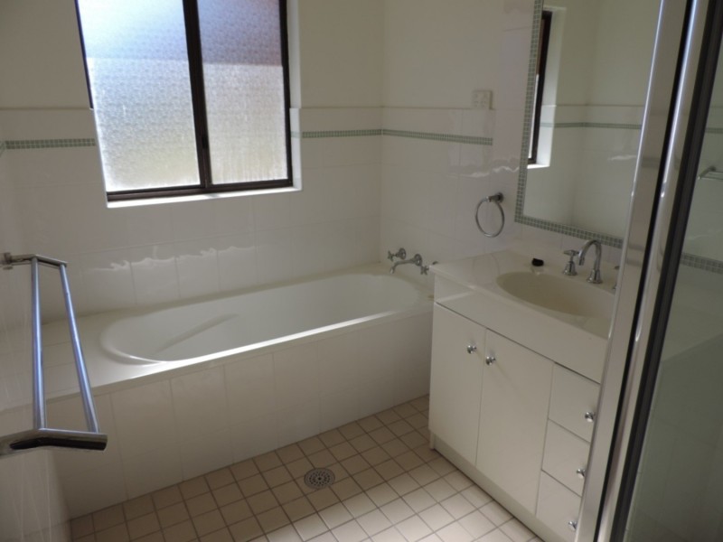 145 Mundy Street, Goulburn NSW 2580