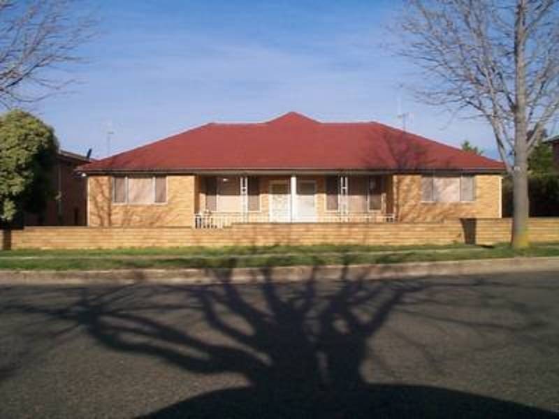 3 /11 Avoca Street, Goulburn NSW 2580