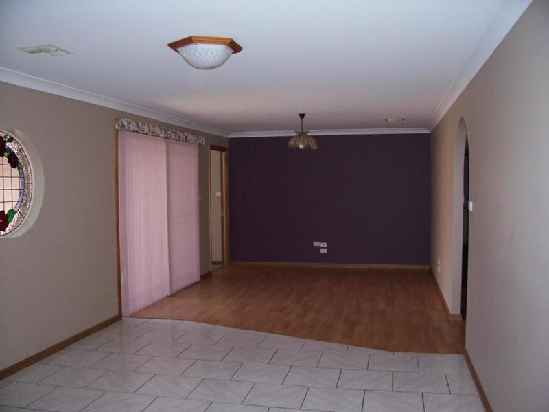 16 William Alfred Place, Goulburn NSW 2580