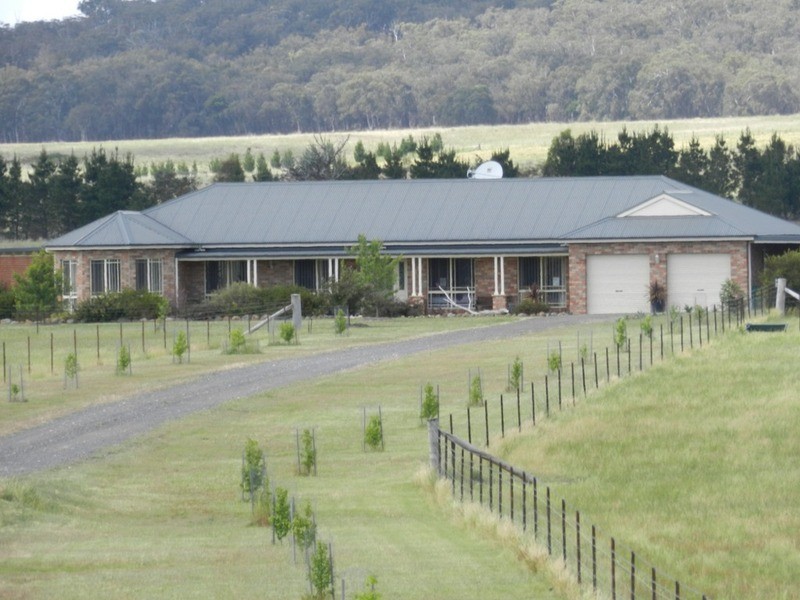 “TIMARU”  171 Golden Plains Drive, Quialigo NSW 2580