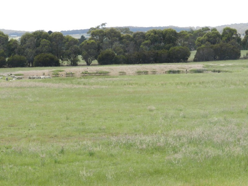 “TIMARU”  171 Golden Plains Drive, Quialigo NSW 2580