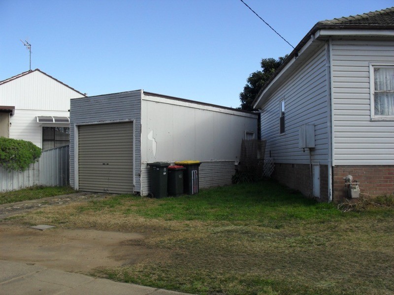 2 Martyr Street, Goulburn NSW 2580