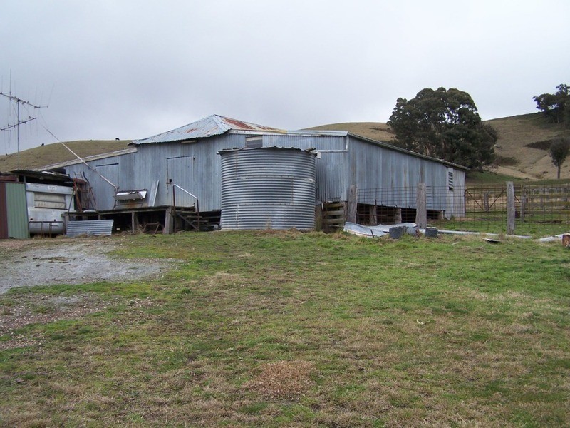 213 Glenfield Road, Binda NSW 2583