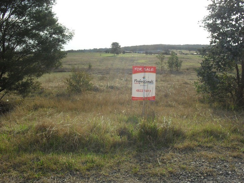 8 (Lot 37) Stoney Creek  Road, Marulan NSW 2579