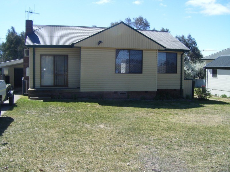 109 Finlay Road, Goulburn NSW 2580