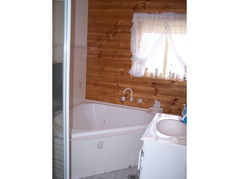 1 Throsby  Close, Taralga NSW 2580