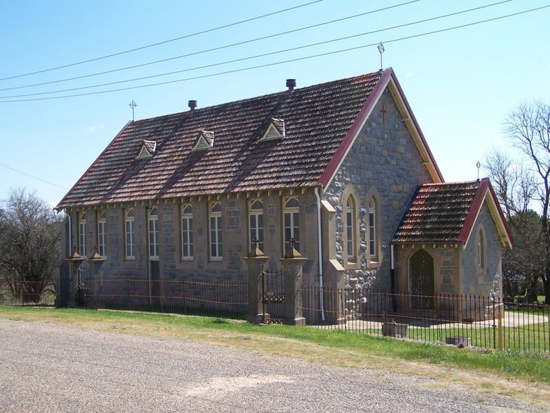 “Old School” Cullavin Street, Gunning NSW 2581