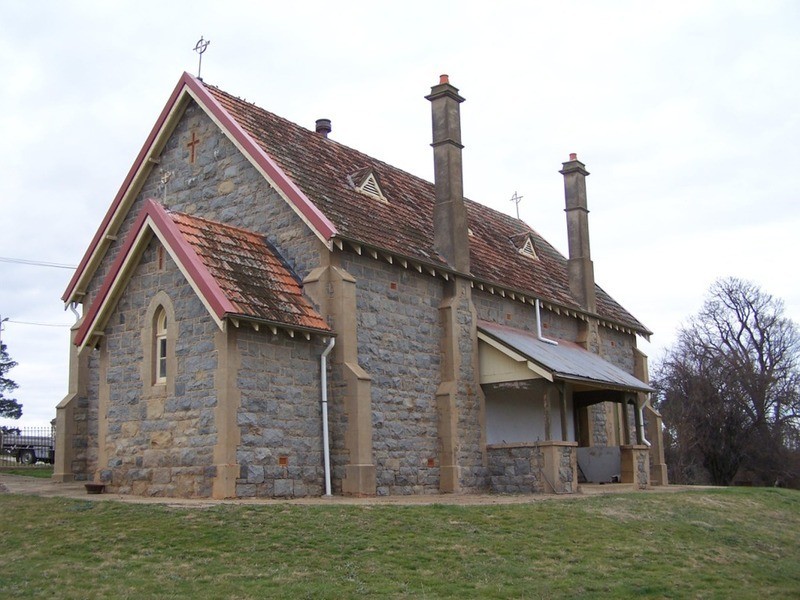 “Old School” Cullavin Street, Gunning NSW 2581
