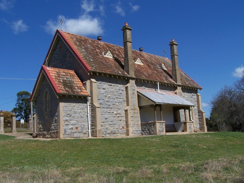 “Old School” Cullavin Street, Gunning NSW 2581