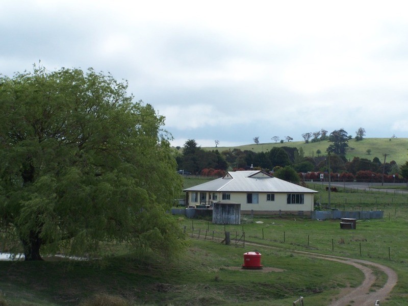 “Lintonville” Cooper  Street, Taralga NSW 2580