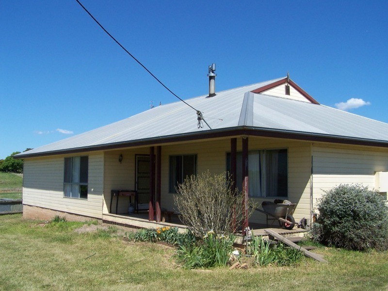 “Lintonville” Cooper  Street, Taralga NSW 2580