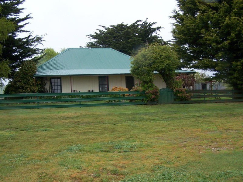 “Grey Park” 343 Glenerin Road, Grabben Gullen NSW 2583