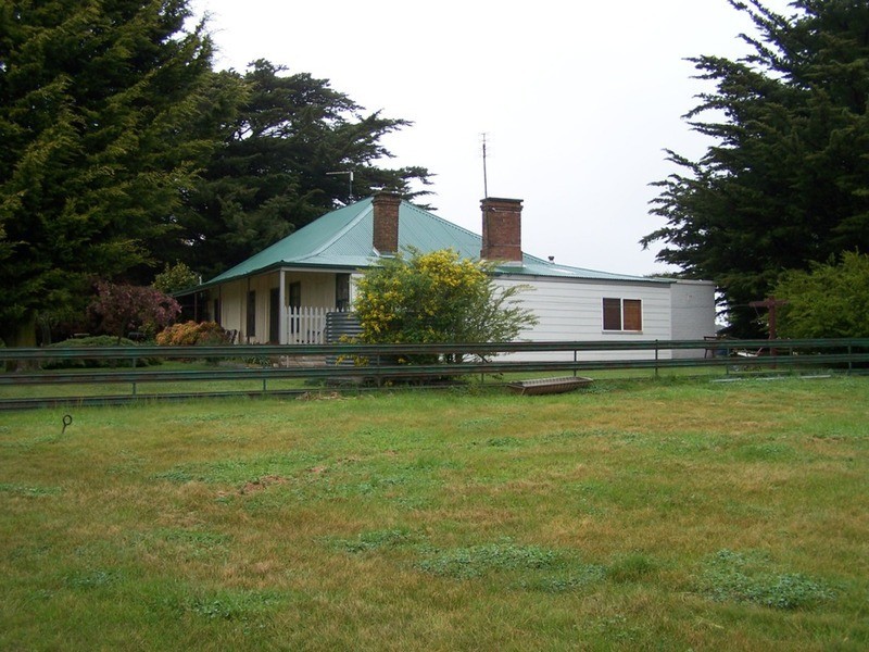 “Grey Park” 343 Glenerin Road, Grabben Gullen NSW 2583