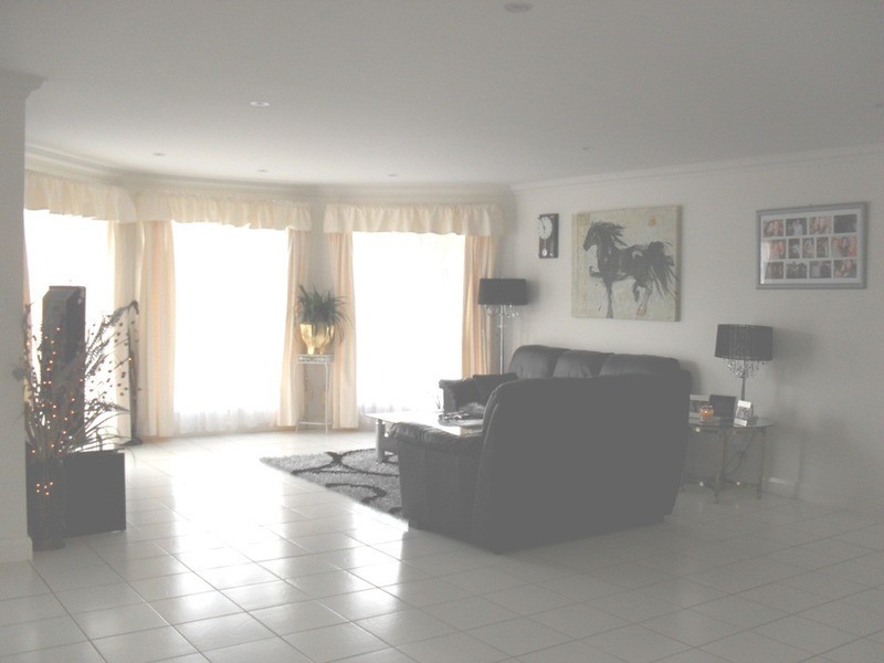 5 Corcoran  Place, Crookwell NSW 2583