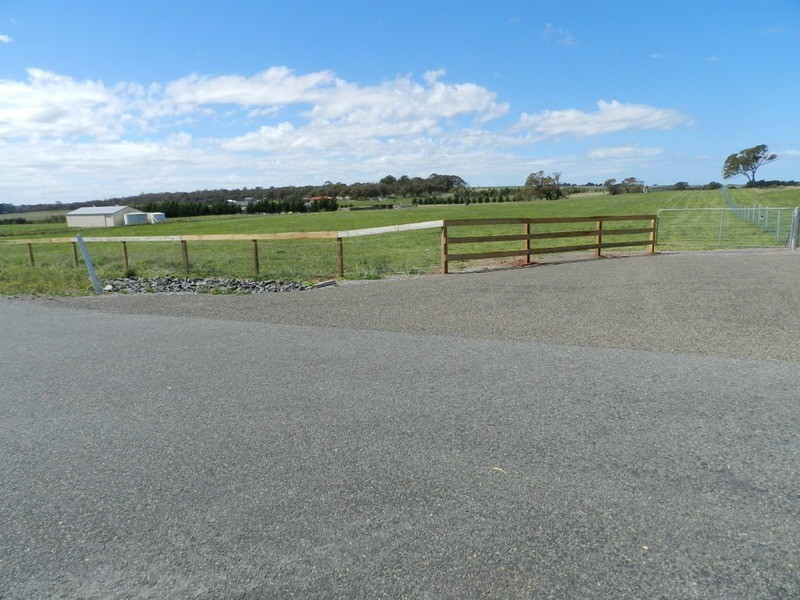 5 Reservoir Road, Crookwell NSW 2583