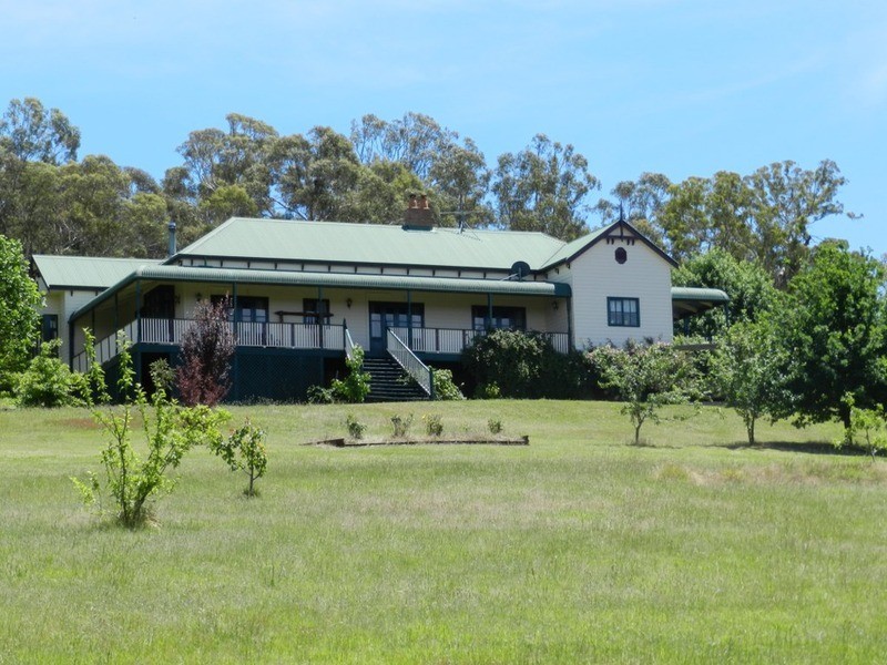 “Rose Farm” 2042  Taralga  Road, Tarlo NSW 2580