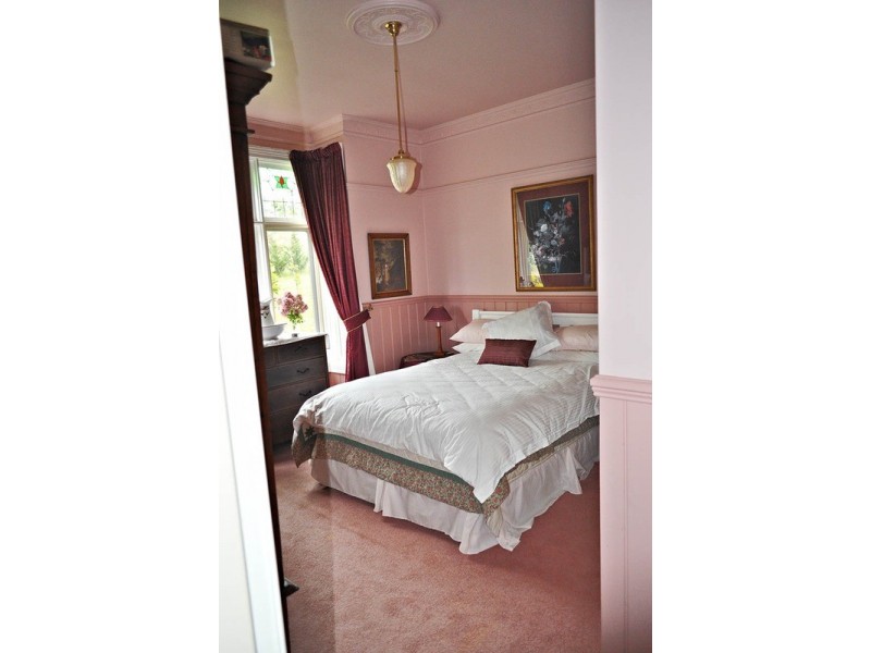 “Rose Farm” 2042  Taralga  Road, Tarlo NSW 2580