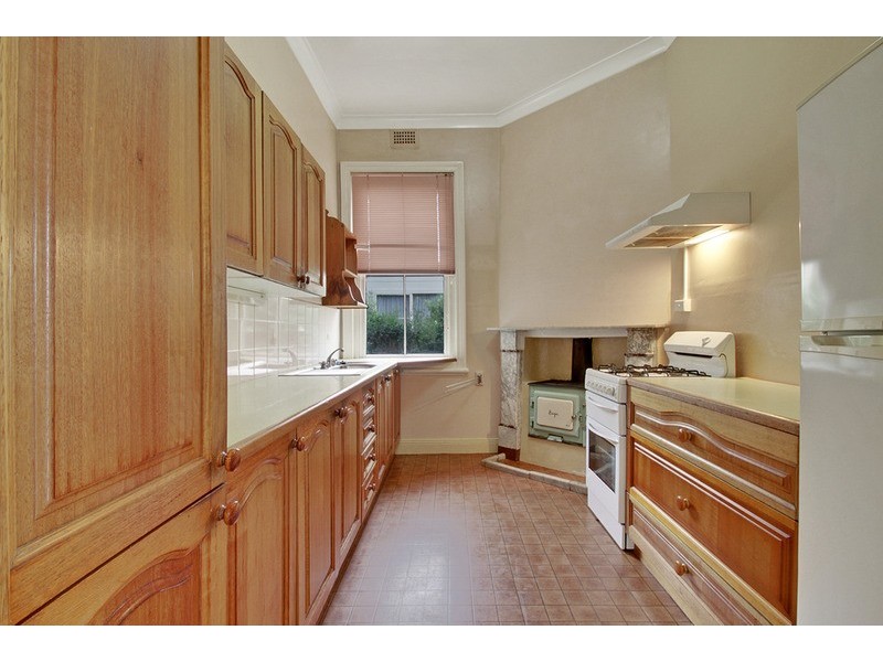 97 Kinghorne  Street, Goulburn NSW 2580