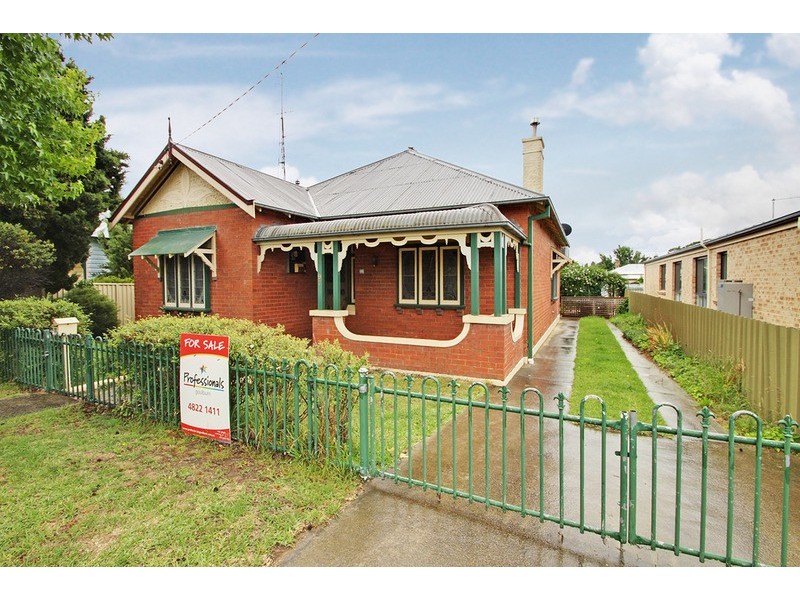 97 Kinghorne  Street, Goulburn NSW 2580