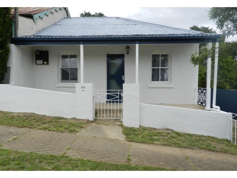 113 Cowper  Street, Goulburn NSW 2580