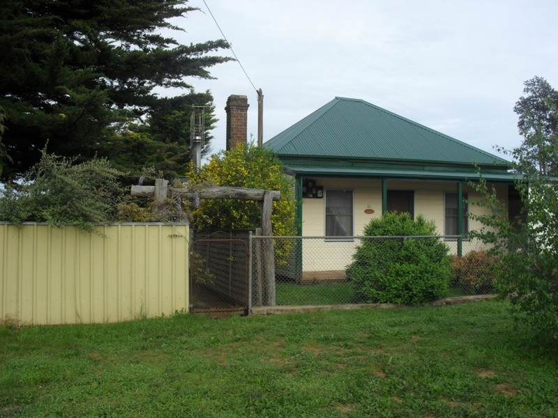 20 King Road, Crookwell NSW 2583