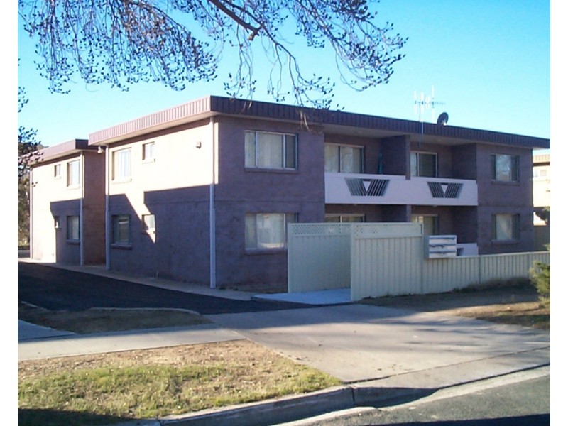 6/4 Albion Street, Goulburn NSW 2580