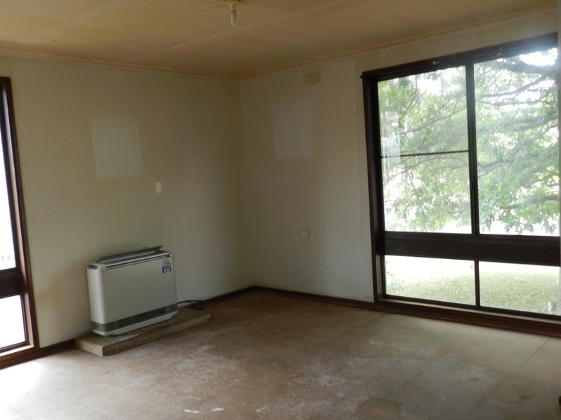 16 Towrang Avenue, Goulburn NSW 2580