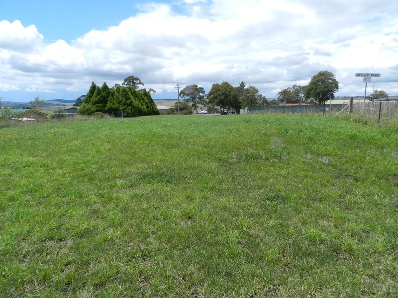 16 Martyn  Street, Taralga NSW 2580